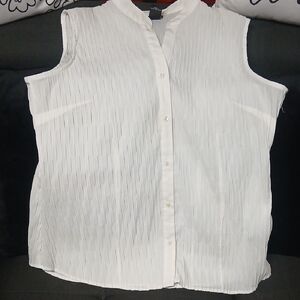 East 5th Textured White Blouse